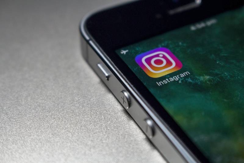 Instagram, si fingono contatti e ti rubano il profilo