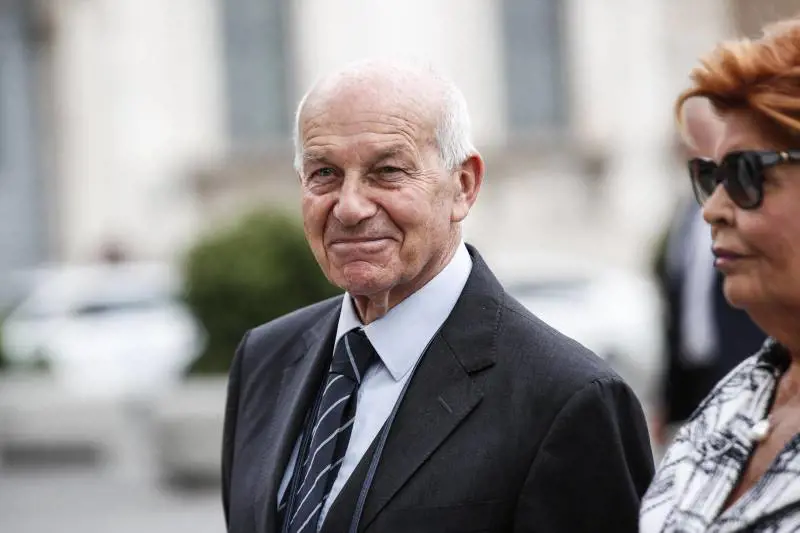 "Le nozze con Azione mortali per la sinistra Loro e le destre? Come la peste e il colera"