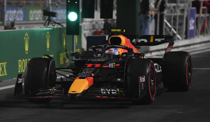 Dai missili al botto: grande paura Schumi jr. E ride soltanto Perez