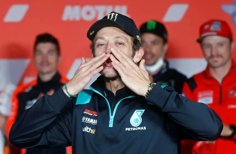 "Bello guardare le moto dal divano. Ma da ora il vero Gp è essere papà"