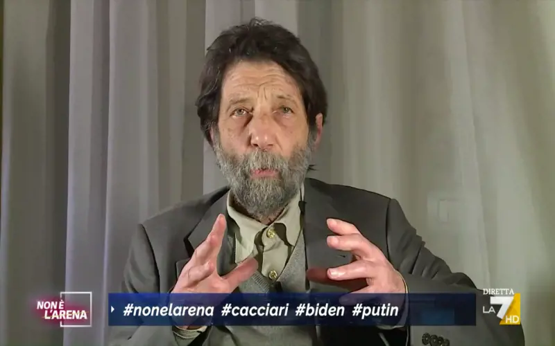 Cacciari si scatena su Putin: "Se diciamo che è un macellaio..."