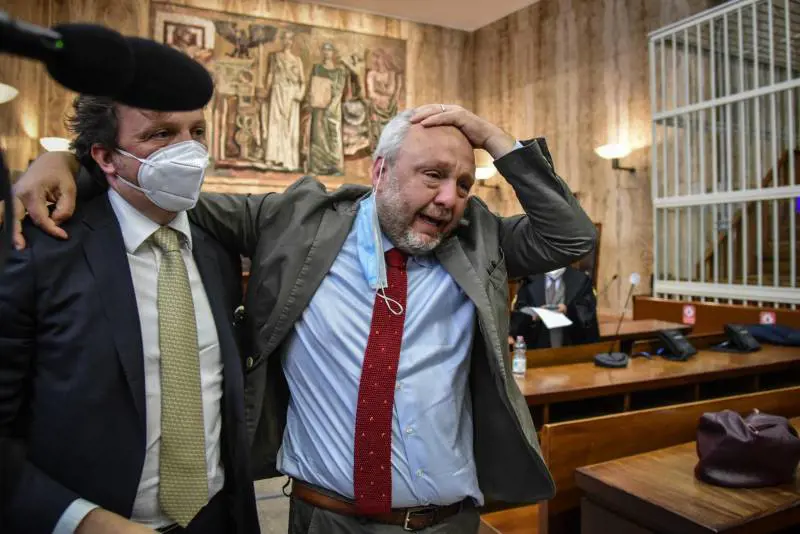 Uggetti: la Cassazione annulla l'assoluzione che fece fare mea culpa a Di Maio (e Conte)