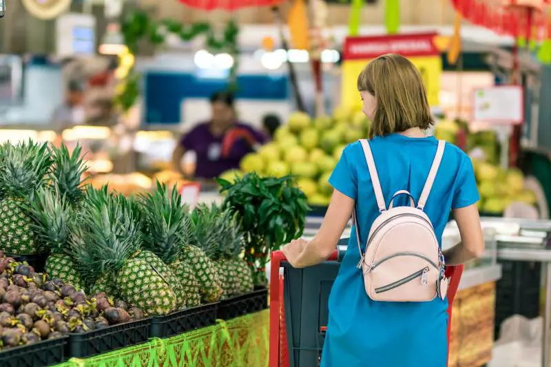 Dalla frutta alla verdura: arriva la stangata dell'inflazione. Tutti i numeri del salasso