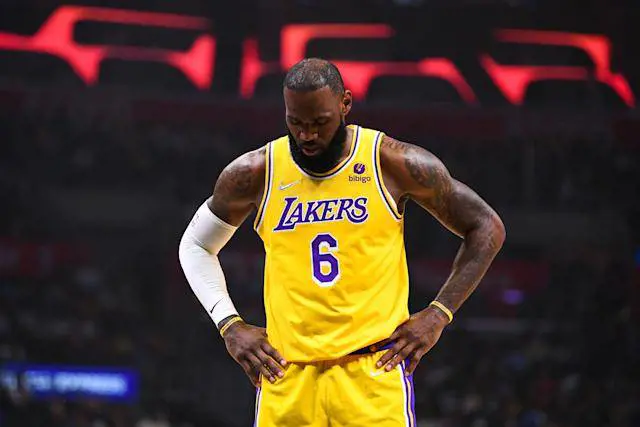 Lakers fuori dai playoff Lebron & C. che fallimento