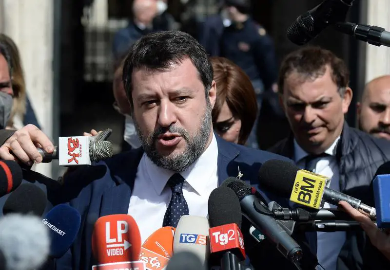 "Su alcuni temi delude". Ora Salvini avverte Draghi