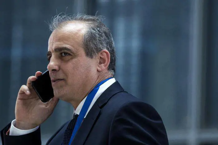 L'ideatore dei navigator, nominato da Di Maio, finisce nei guai: rinviato a giudizio