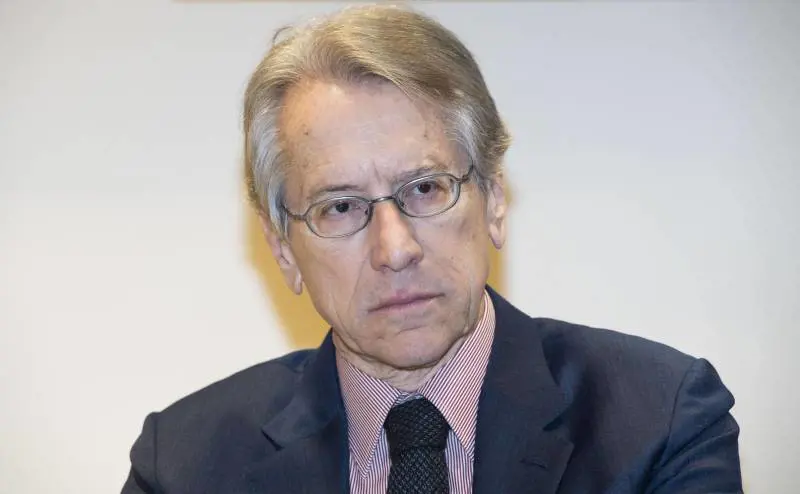 Parla l'ex ministro Terzi di Sant'Agata: "Indagare anche sulle ingerenze iraniane e russe. La Cina non è un modello da seguire"