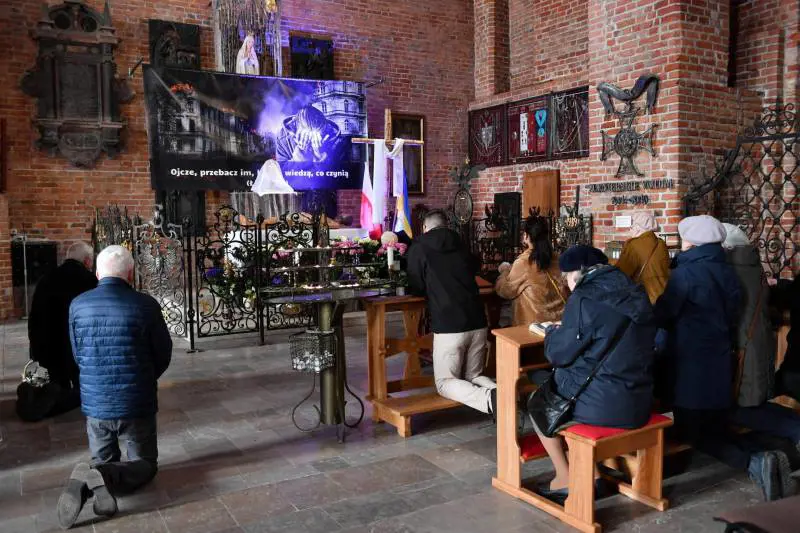 Mariupol non si spezza. "Noi lottiamo ancora"