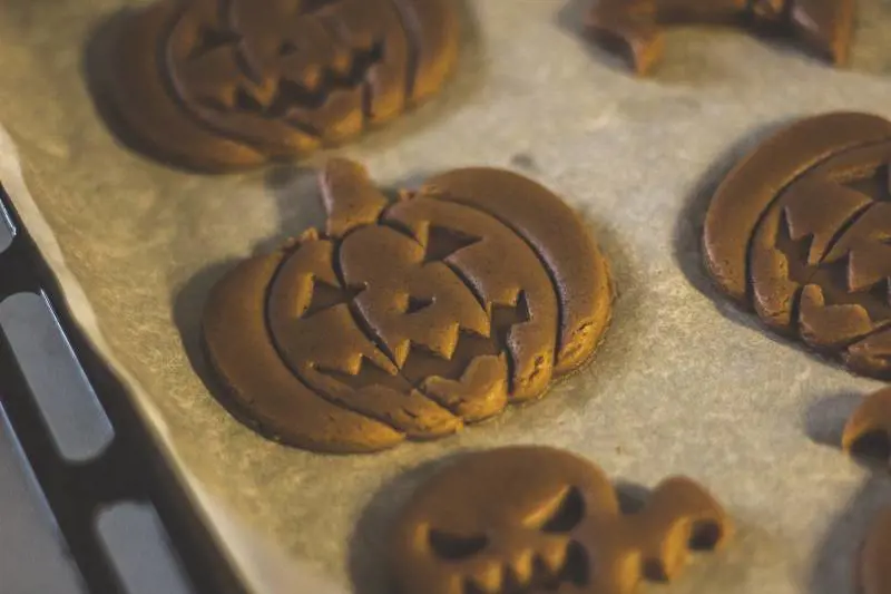 I dolci di Halloween? Non tradizionali. Il Comune deve risarcire la spesa