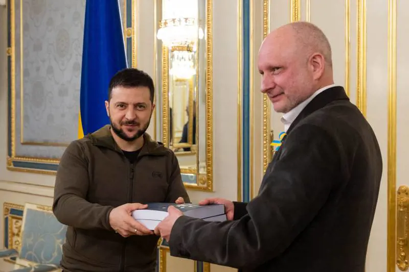 "Clausola di dissolvenza": perché Kiev rischia di non entrare in Ue
