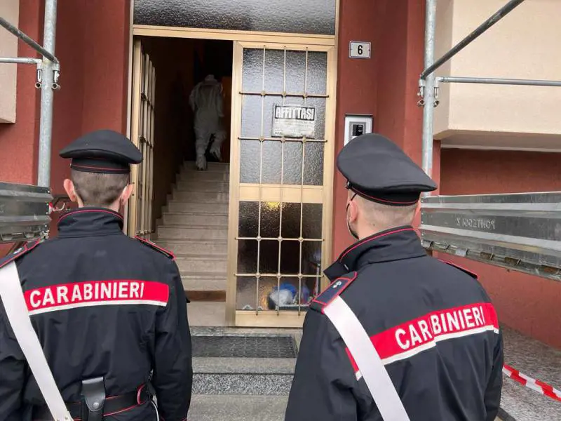 "Ero depresso e mia madre cantava: l'ho uccisa a calci in faccia"