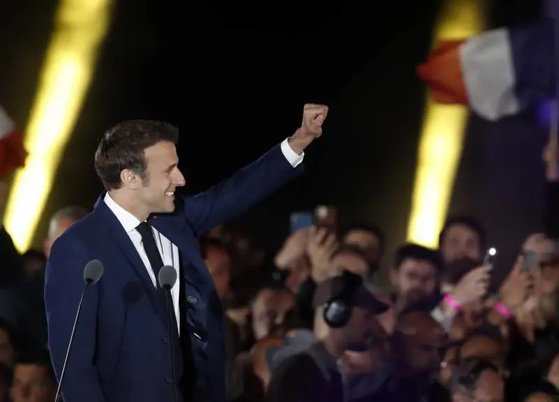 Macron rieletto presidente. Draghi: "Splendida notizia per l'Europa"