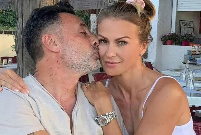 "Il marito è stato dato per morto". Il dramma della Henger dopo lo schianto