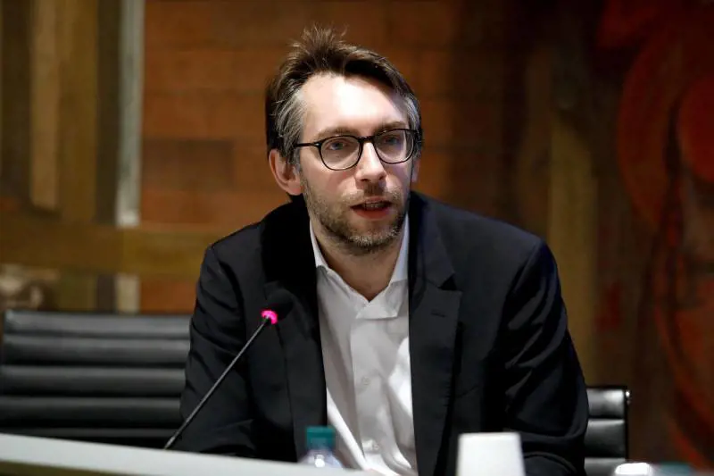 Sala "frena" l'adunata di Maran, Majorino preferisce Conte a Calenda