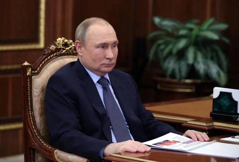 Putin avverte la Nato: "Ingresso Svezia e Finlandia merita risposta"