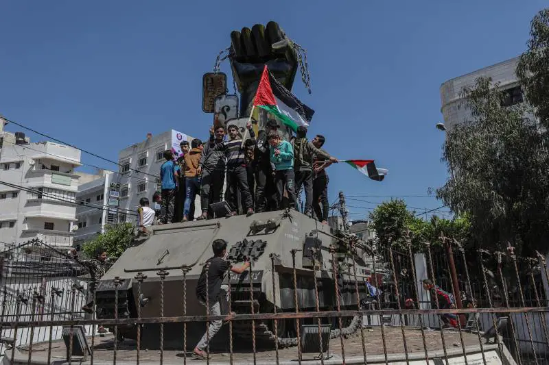 Dopo l'ultima strage di innocenti Israele "punta" il capo di Hamas