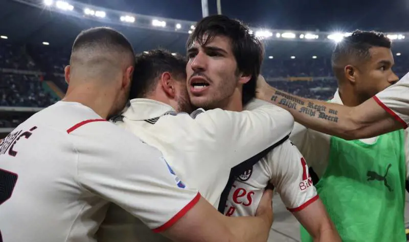 Il Milan non trema a Verona: 1-3 all'Hellas e nuovo sorpasso sull'Inter