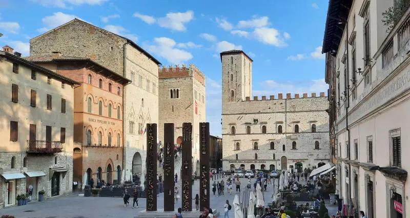 Todi: la magia di Piazza del Popolo