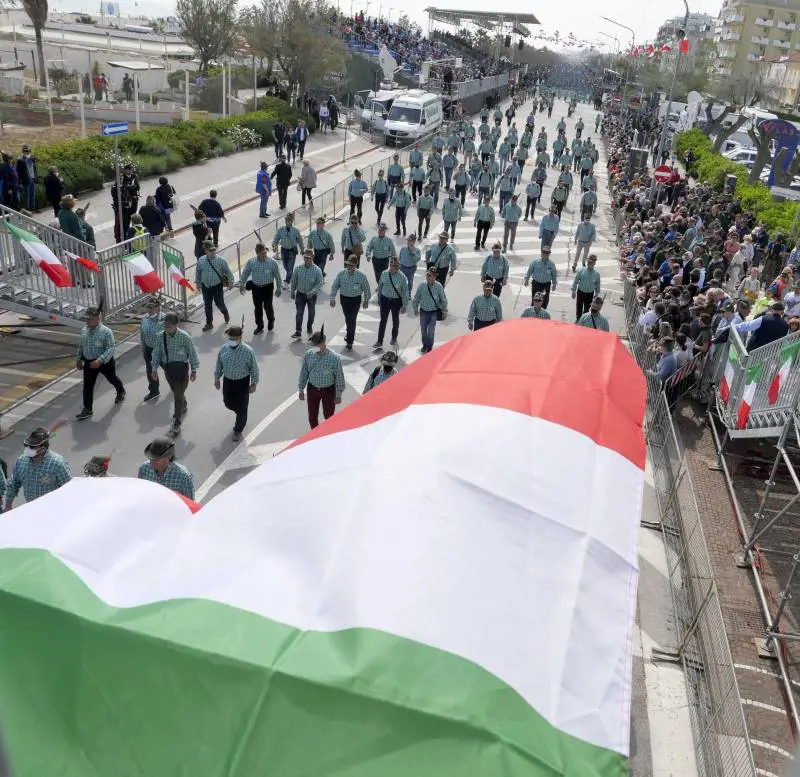 Basta fango su un orgoglio nazionale