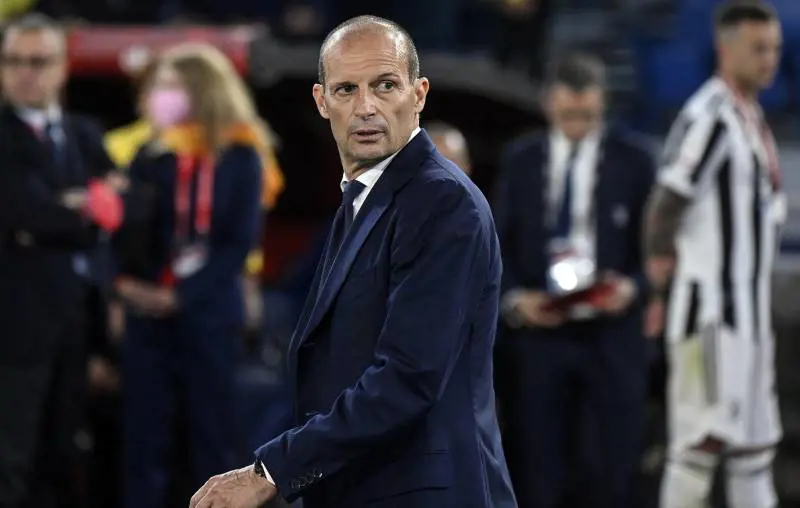 Allegri porta in tribunale l'ex. "Spesi i soldi per mio figlio"