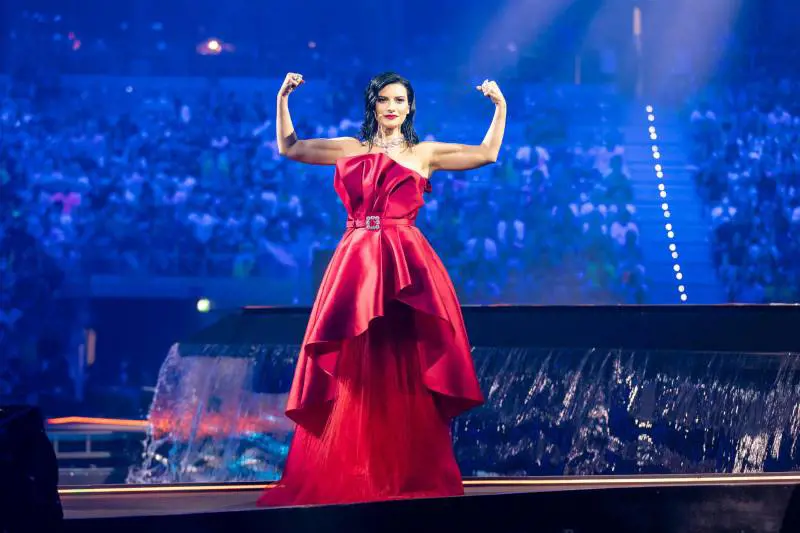 Il calo di pressione della Pausini e la sua assenza di 20 minuti