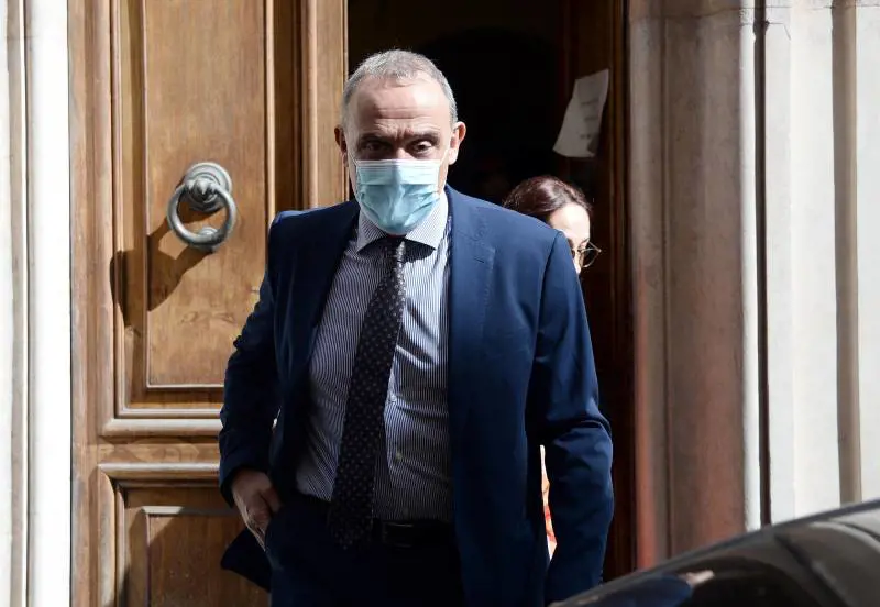 L'ex premier grillino sempre perdente. Quella serie nera dal Colle alle nomine