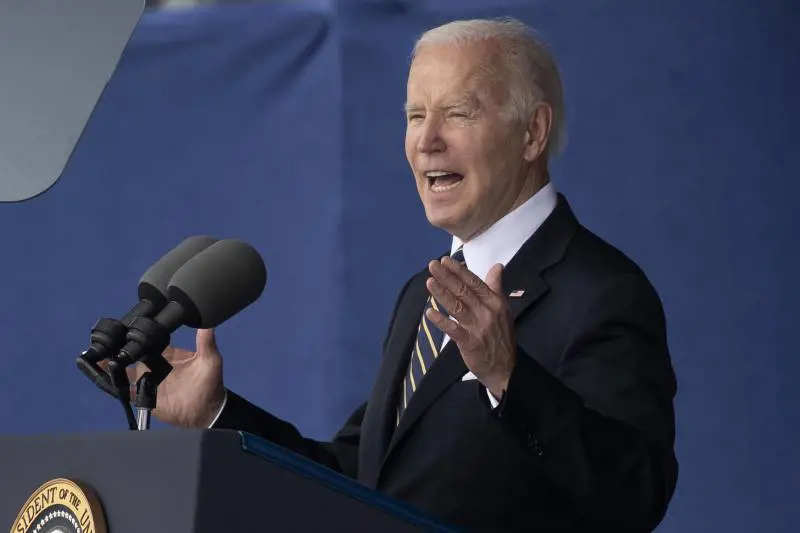 "Fate uscire il presidente". Perché hanno evacuato Biden