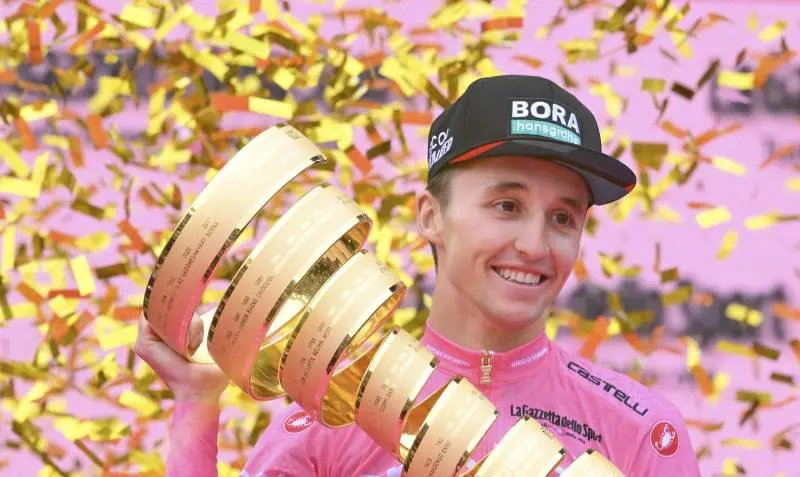 Al Giro il "cognato" di Ganna trova il pokerissimo tricolore
