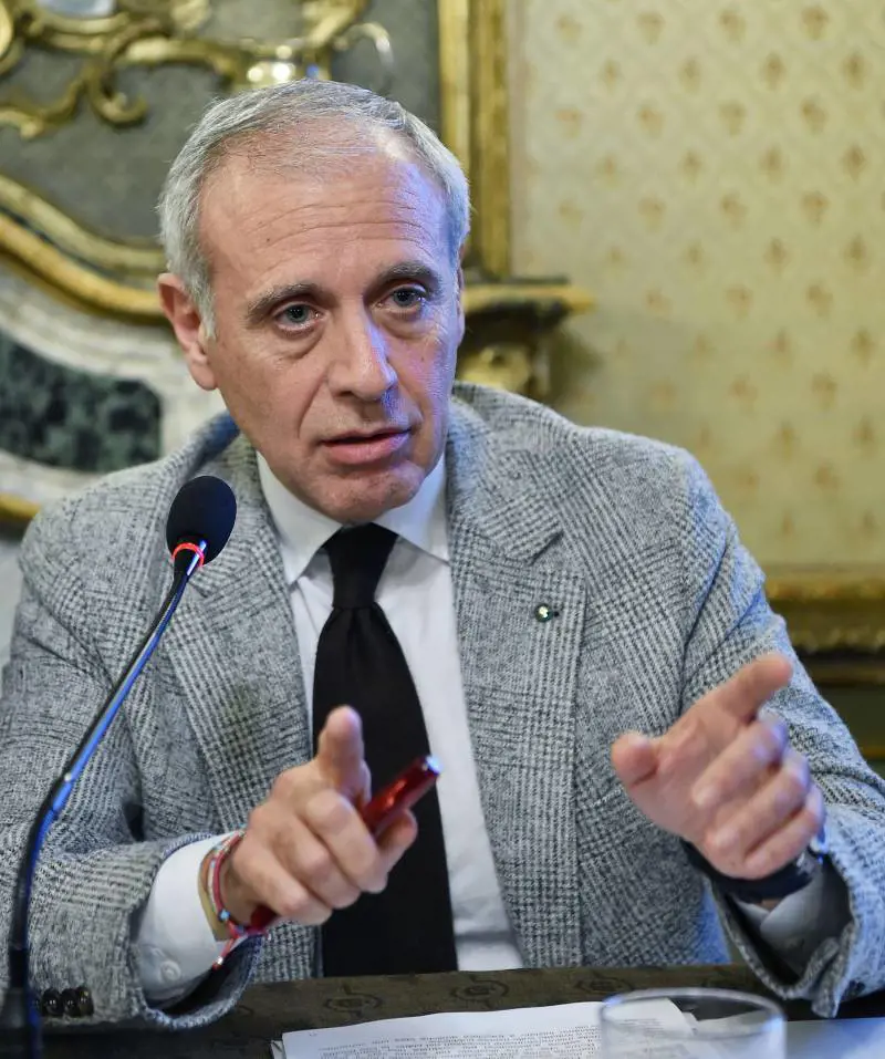 "Auto, l'Ue vuole dismettere la sua filiera più importante"