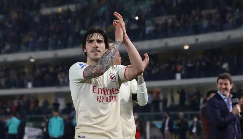 Milan, il suo calcio libero promette sorrisi. Ma ecco la tegola Tonali