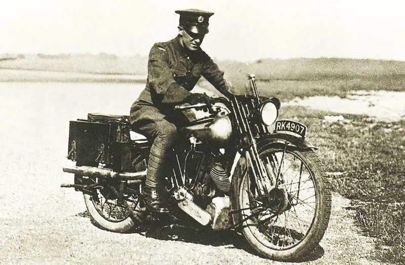 L'Odissea di Lawrence d'Arabia. Fuggì dalla gloria (con Omero)