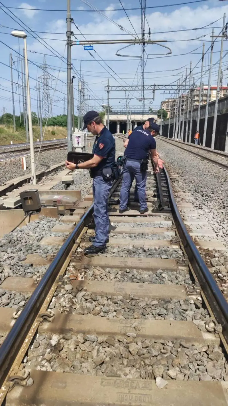 Incidente in galleria a Roma, coinvolto treno Alta Velocità 