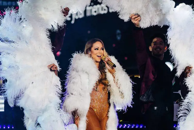 "Ha copiato All I want for Christmas is you": cosa rischia Mariah Carey