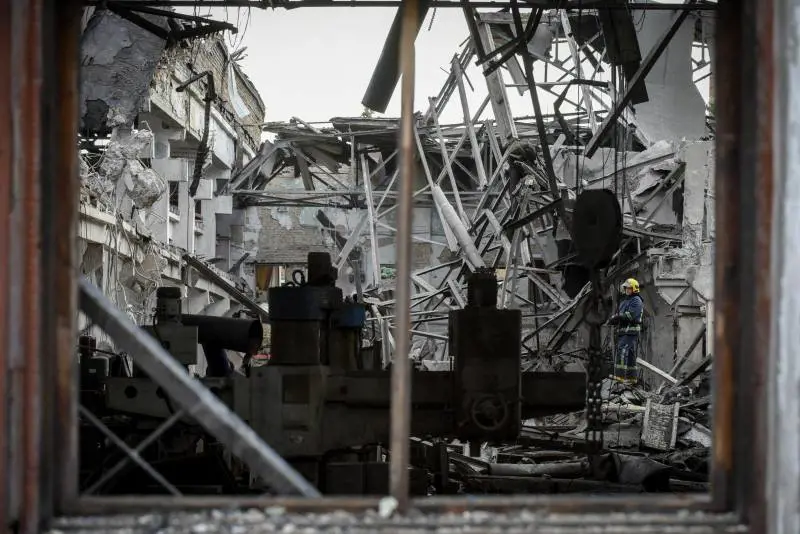 Kiev colpita al cuore. Dopo oltre due mesi riecco i raid di Mosca. "Pericolo nucleare"