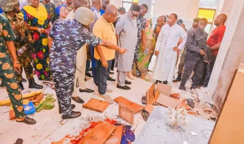 @RotimiAkeredolu