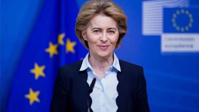 La follia dirigista dell'Ue non si ferma: ora obbliga le aziende alle quote rosa nei Cda