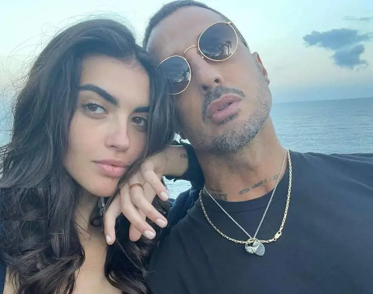 "Mi ama anche se sono nullatenente". Fabrizio Corona si sposa
