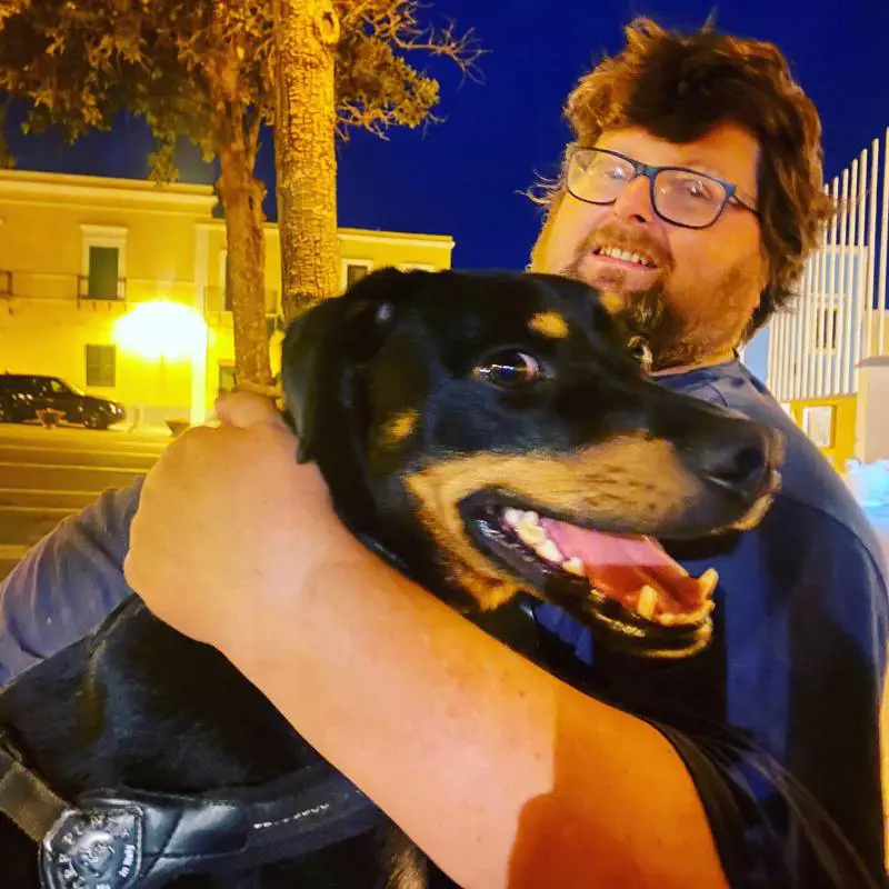 Adinolfi prende zero voti a Ventotene: "Non mi ha votato manco il mio cane"