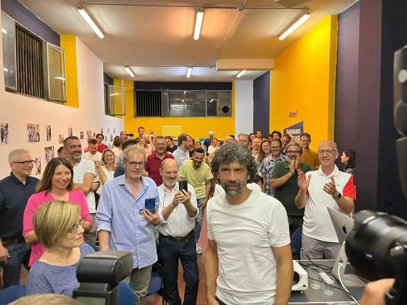 L'harakiri del centrodestra: Verona e Parma a sinistra