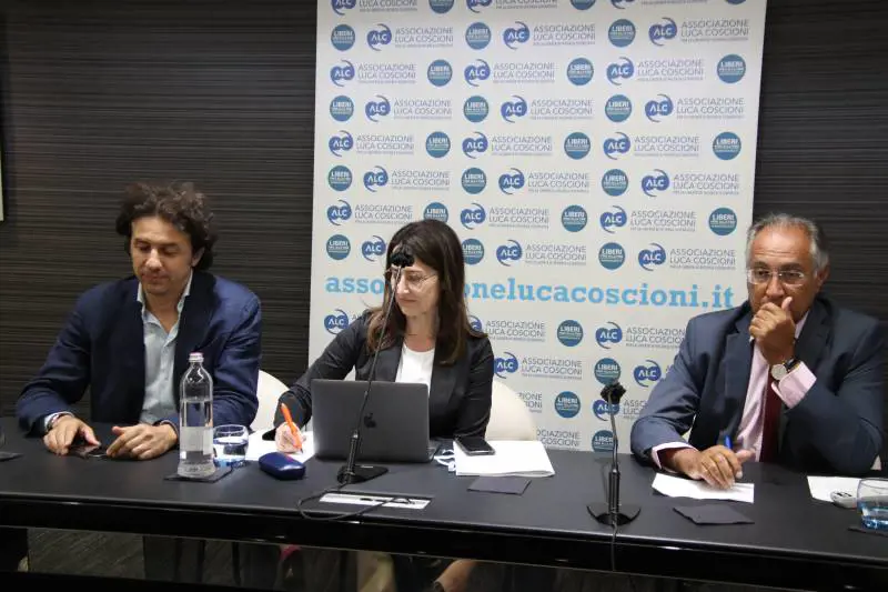 Suicidio assistito, primo caso Mario: "Ora libero di volare"