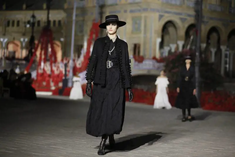 Ora la donna di Dior si è messa in "ferias"