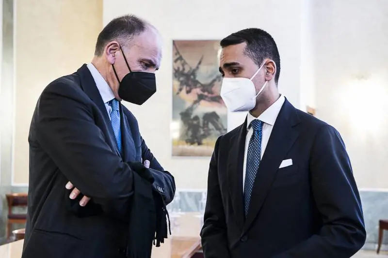 Così il Pd tifa (in segreto) per Di Maio