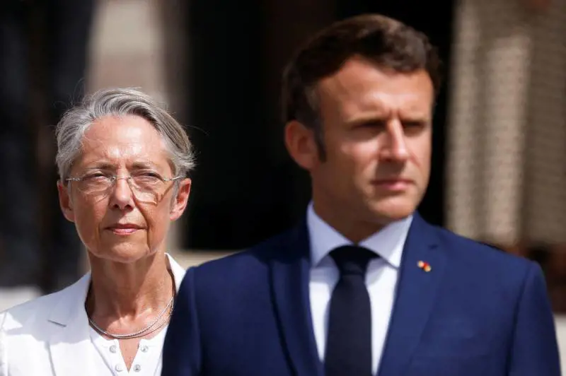 Si dimette la premier Borne. Ora Macron punta su Attal