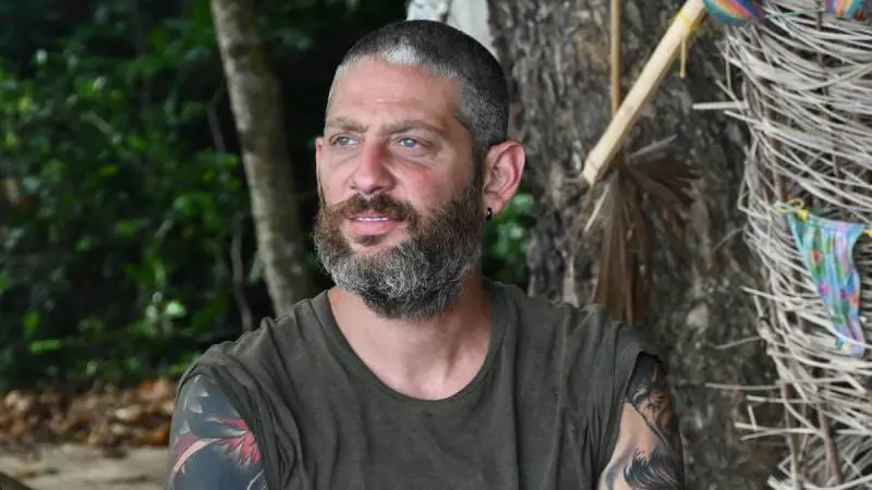 Isola, Tavassi lascia per infortunio a un passo dalla finale? Le sue condizioni