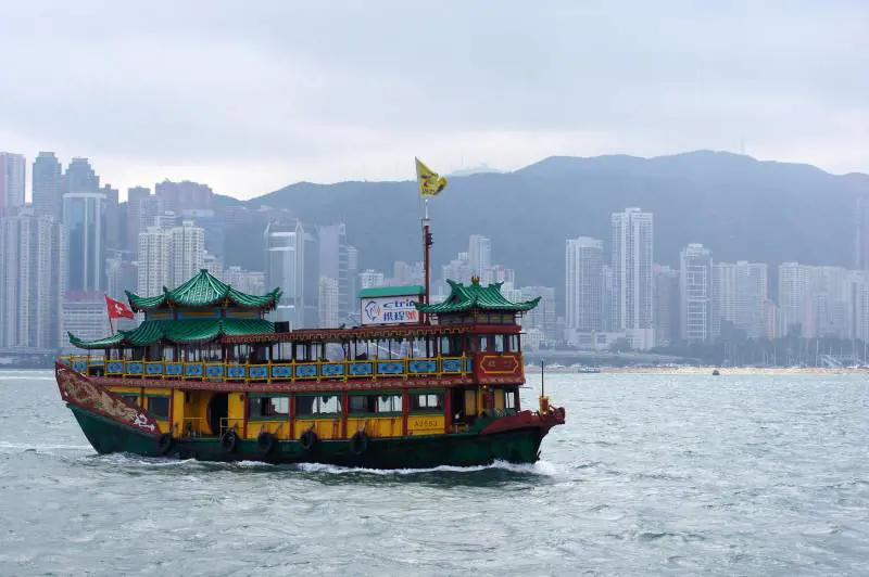 "Hong Kong? Mai inglese". La cancel culture di Stato