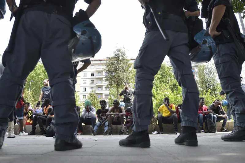 Fotosegnalato in Slovenia e rimandato in Italia: cosa non torna sull'aggressore della stazione di Milano