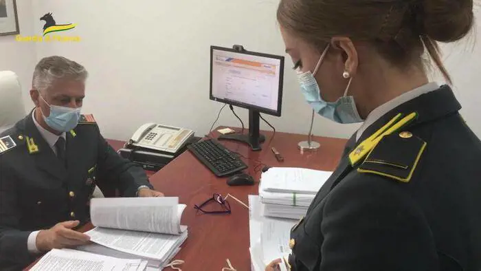 Così i furbetti rom hanno sottratto 850mila euro all'Italia