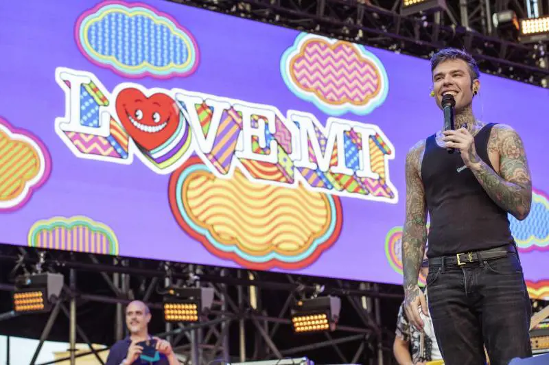 Concerto LoveMi in Piazza Duomo: metro Duomo chiusa e deviazioni tram