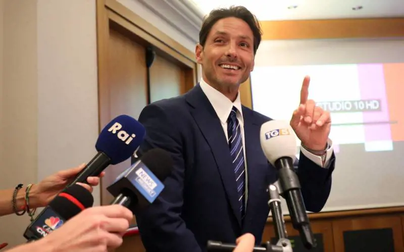 Mediaset sorpassa gli ascolti Rai. Pier Silvio: "Le Iene? Sono andate oltre"