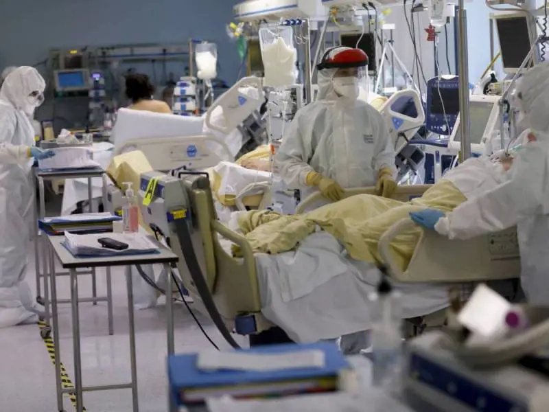 "Il pannolone ai negativi", "Tutto falso". Giallo nell'ospedale